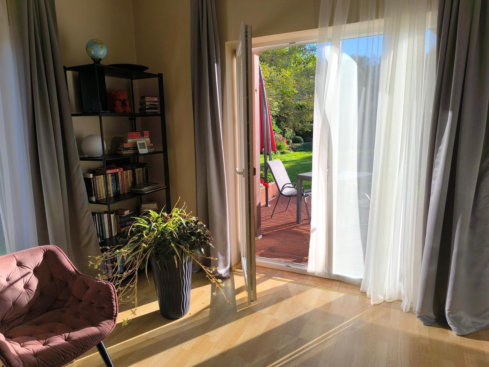 Flip-Flops Apartment Jurmala With Free Parking Екстериор снимка